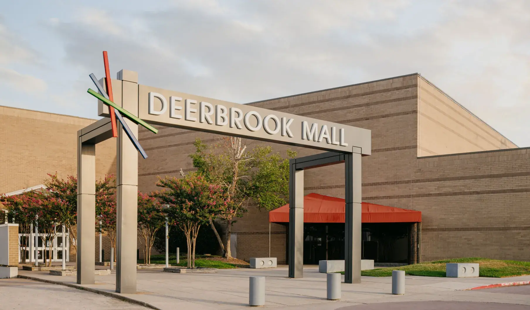 Deerbrook Mall, Humble, TX: The Ultimate Shopping Destination for Families and Fashionistas