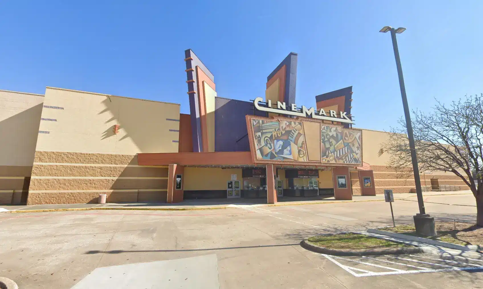 The Ultimate Movie Experience at Cinemark Hollywood Pasadena and XD in Pasadena, TX
